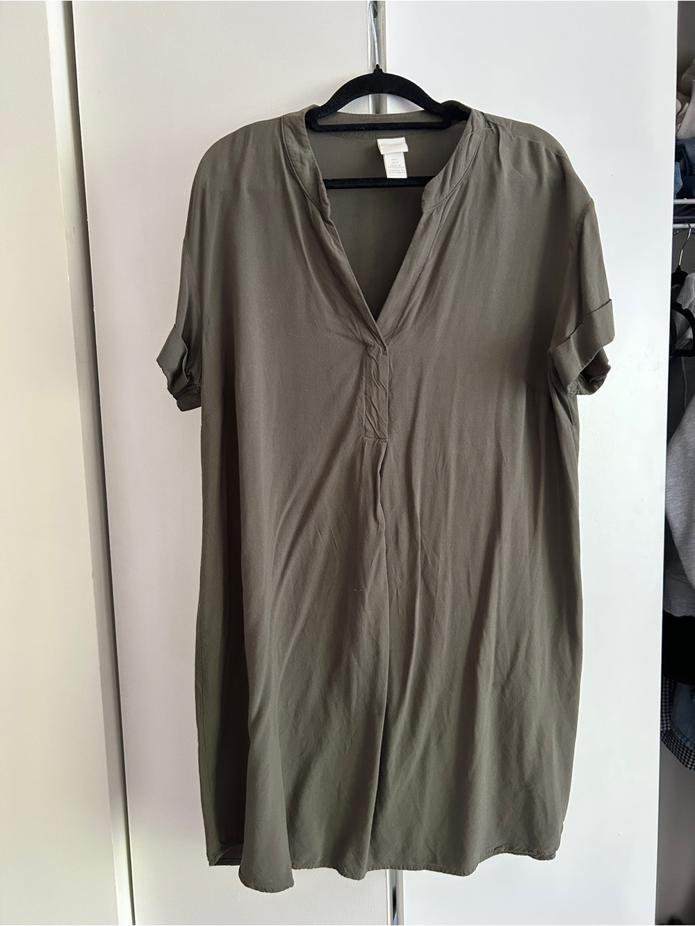 H&M Olive Green V-Neck Shift Dress